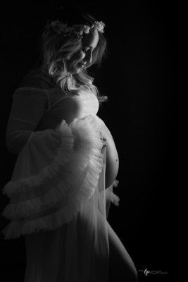 shooting photo ventre rond chez Laurence pouget photographie