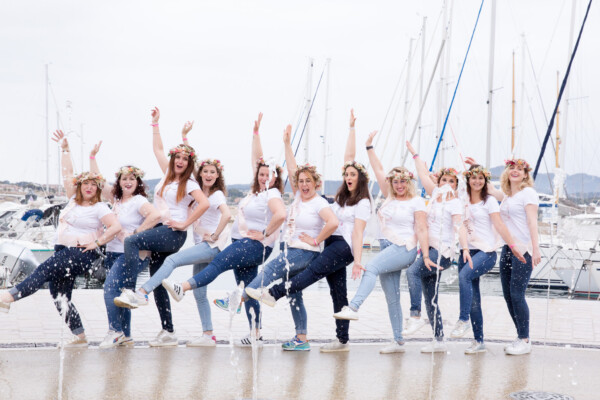Miss Future mariée et ses copines photographe à sanary sur mer Laurence Pouget photographie