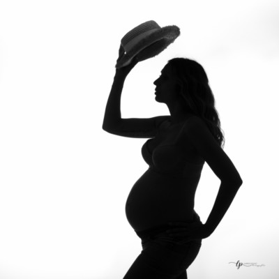 Chapeau femme enceinte ombre chinoise