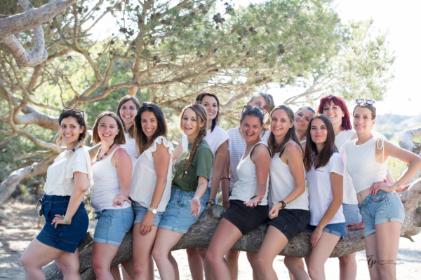 Jouer à la star lors de votre EVJF entre amies avec laurence pouget photographe sanary proche d etoulon dans le var