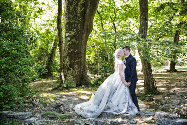 Shooting mariage des mariés forêt saint pons aubagne toulon avec laurence pouget photographie