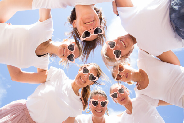 Reportage enterrement vie de jeune fille réalisée par Laurence Pouget Photographie à Sanary sur mer proche de Toulon